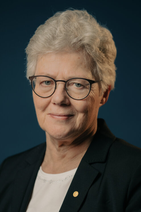 Portrait of Anne L'Huillier